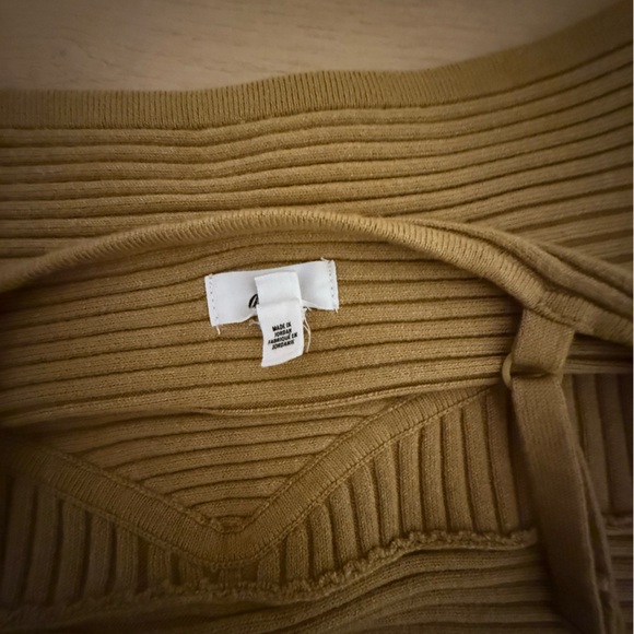 Aerie Mustard Ribbed Crop Top - Picture 4 of 5